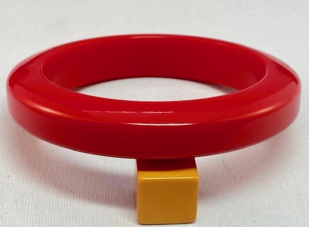 BB175 angled edge bright red bakelite bangle